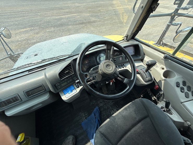 2018-komatsu-hm400-5-image-45
