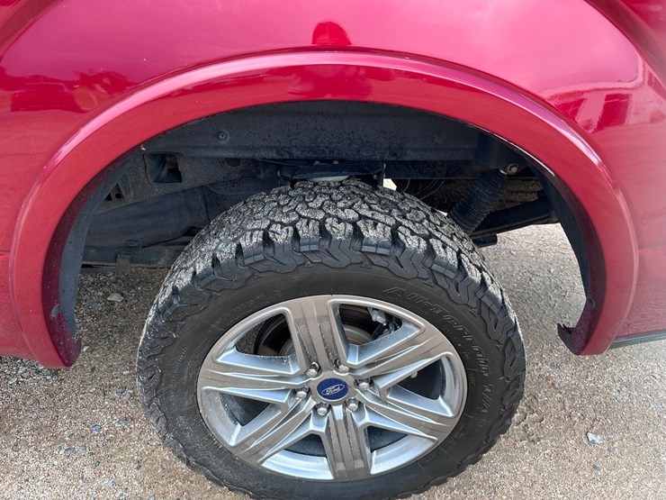 2019-ford-f150-lariat-image-40