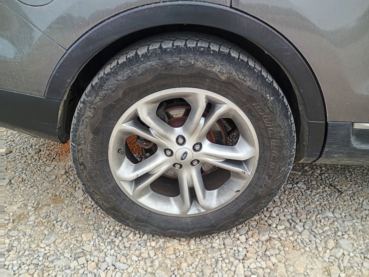 2013-ford-explorer-image-85