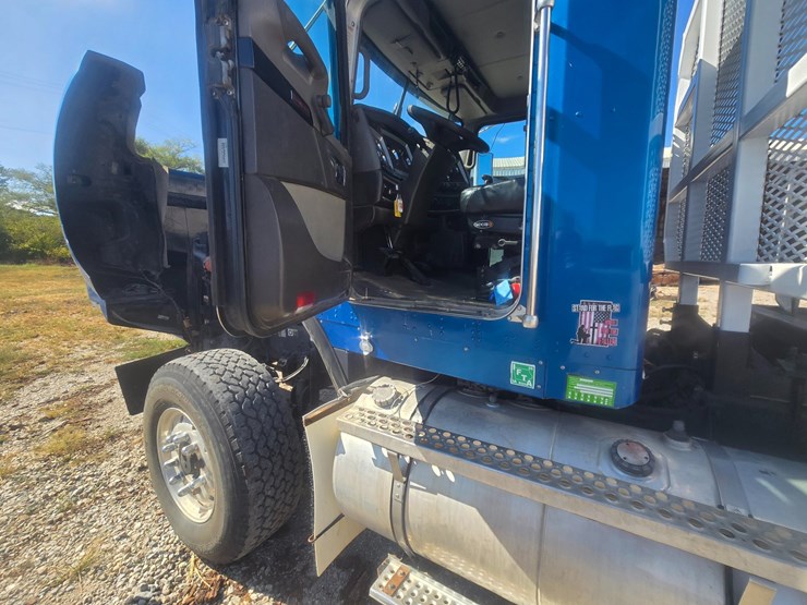 2008-kenworth-t800-image-37