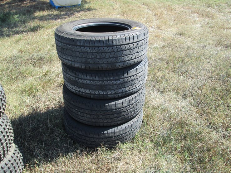 #50137-•-unused-275/65-r16-tire-inv#50137-image-1