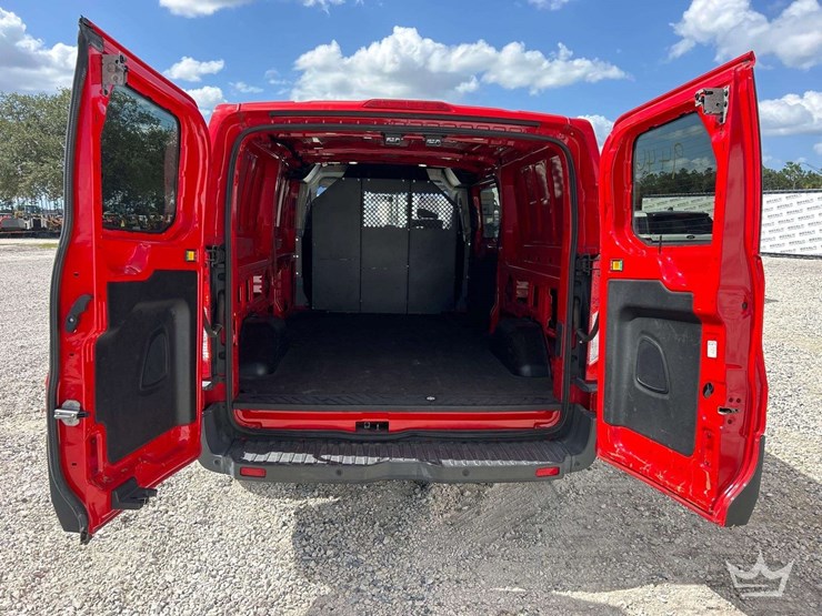 2016-ford-transit-image-10
