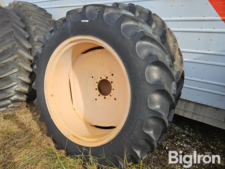 massey-ferguson-14-image-1