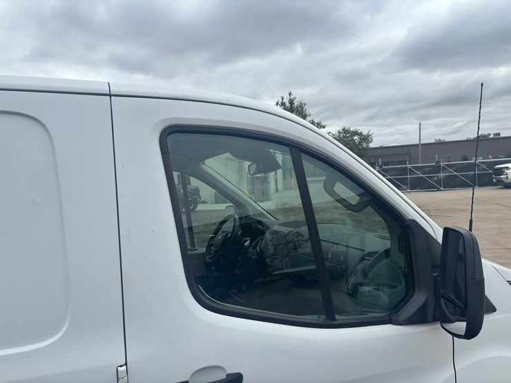 2018-ford-transit-image-22