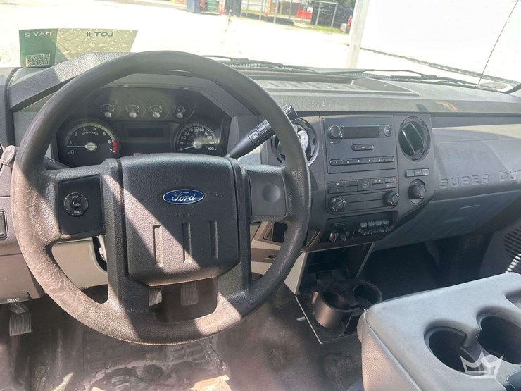 2015-ford-f350-image-13