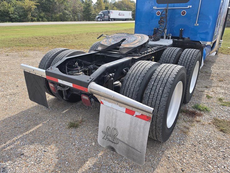 2006-peterbilt-379-image-72