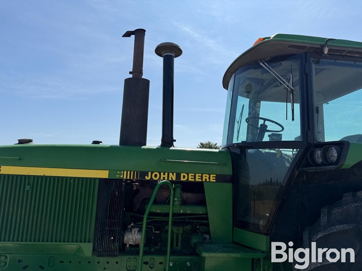 1990-john-deere-4555-image-17