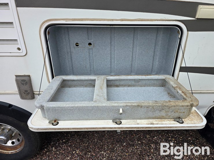 2008-keystone-cougar-29bhs-t/a-travel-trailer-image-15