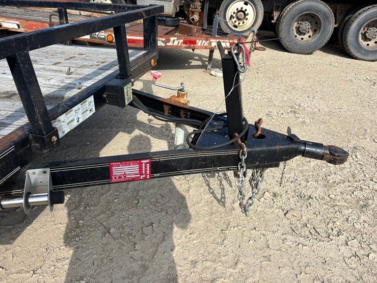 #2403-•-2015-load-trail-16'-trailer-image-13
