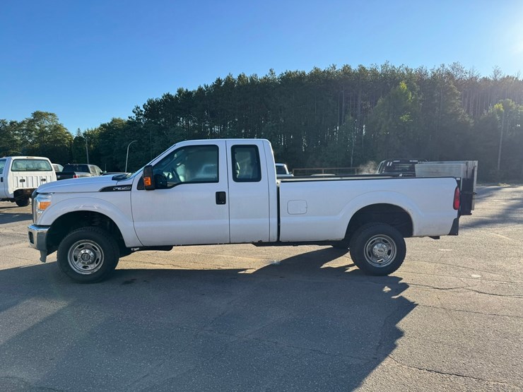 2015-ford-f350-image-2