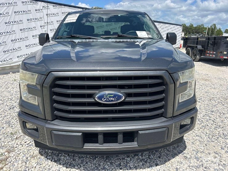 2017-ford-f150-image-37