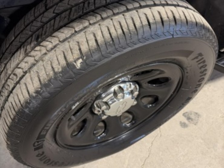 2014-chevrolet-tahoe-image-9