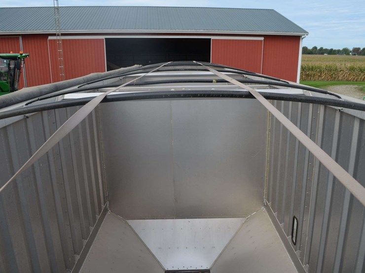 2014-dakota-aluminum-tri-axle-hopper-bottom-trailer-image-9