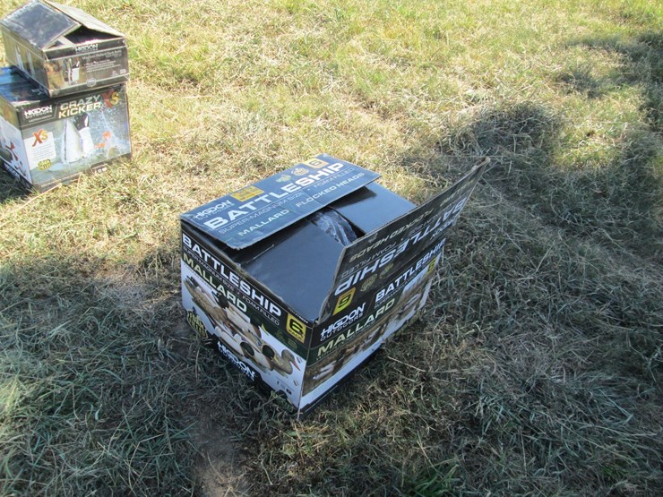 #50119-•-lot-of-(6)-unused-higdon-outdoors-decoys-inv#50119-image-3