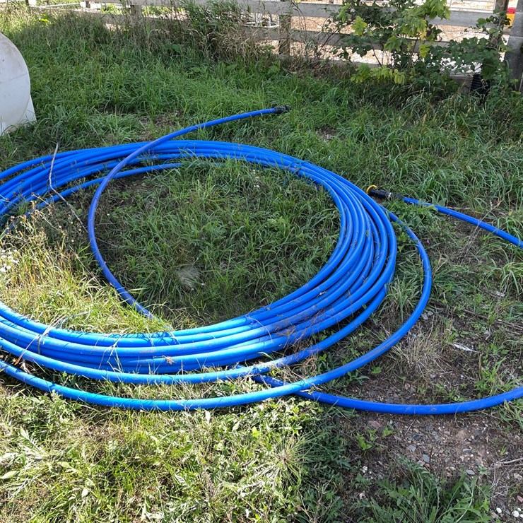 #1633 • Roll of Water Pipe