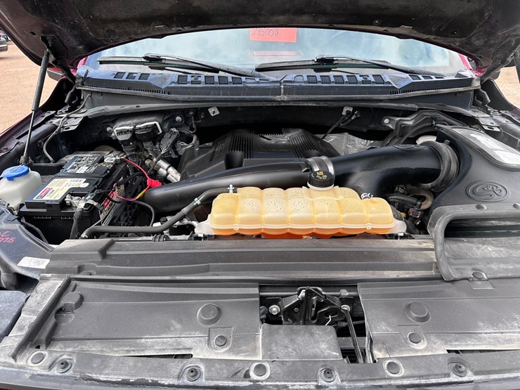 2019-ford-f150-lariat-image-29