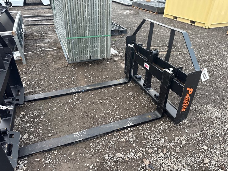 #6003-•-pabreak-60"-skid-steer-pallet-forks-image-1