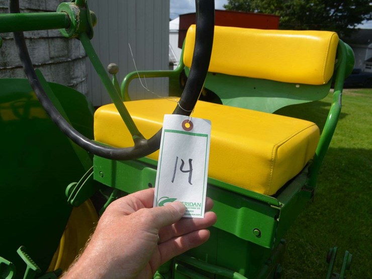 1957-john-deere-520-image-20