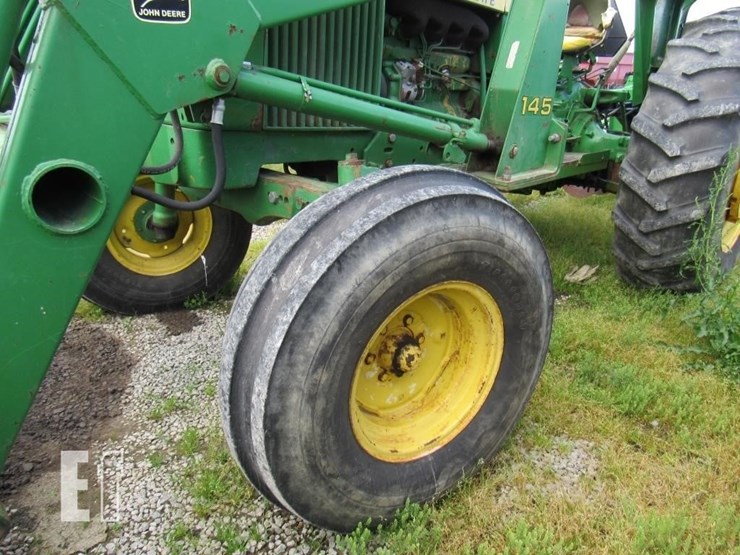 john-deere-2440-image-2