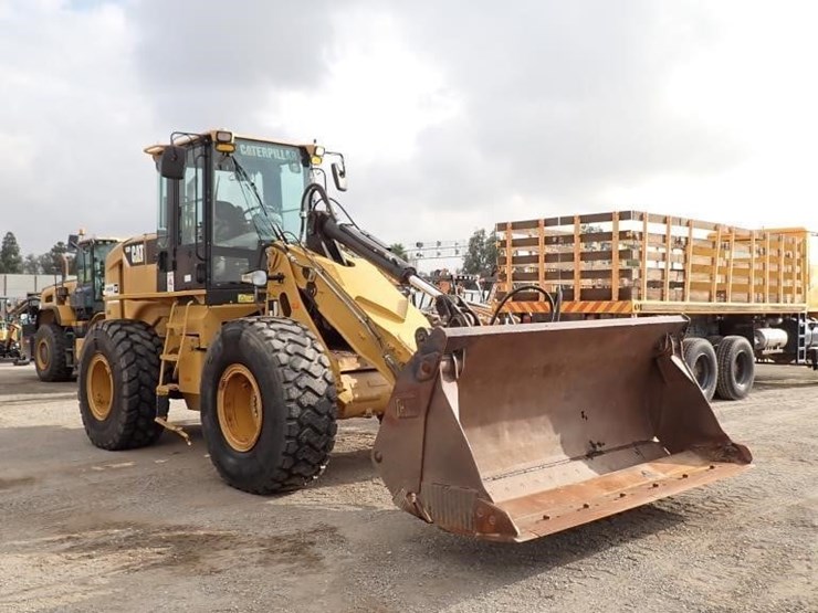 2011-caterpillar-930h-image-2