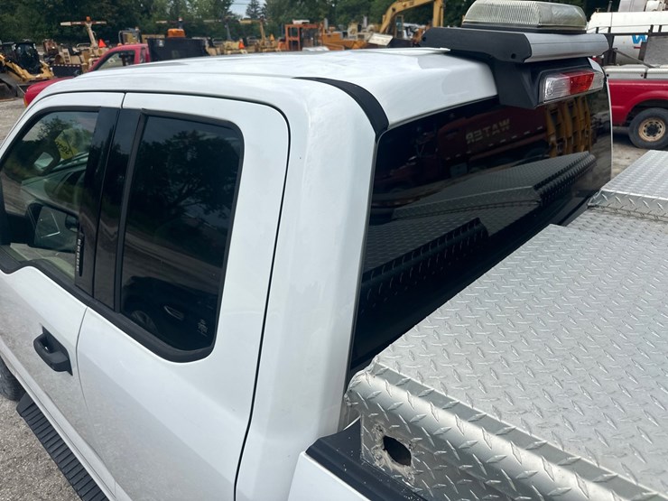 2015-ford-f150-xlt-image-11
