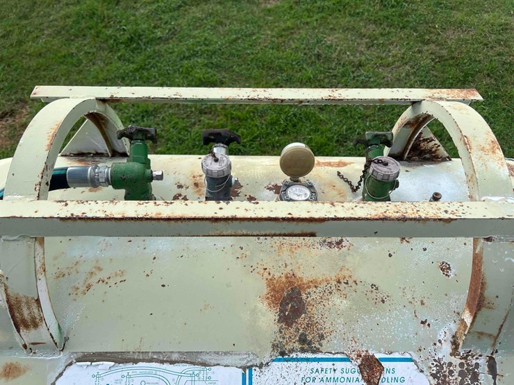 anhydrous-tanks-image-12