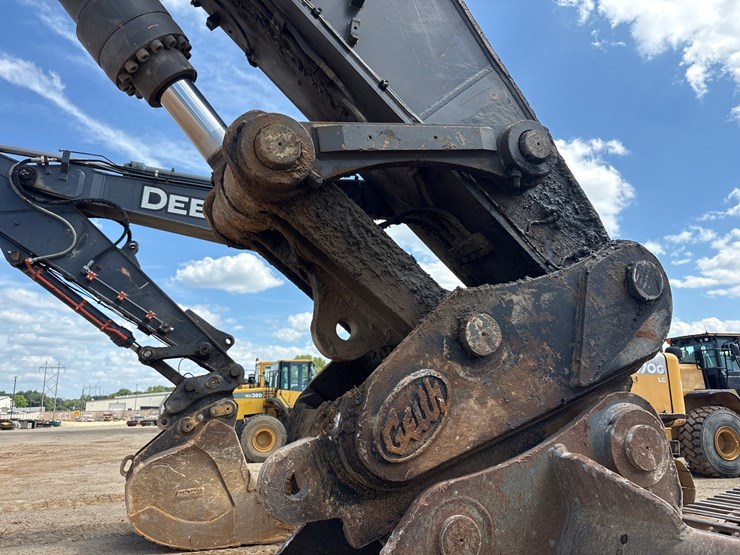 2019-volvo-ec480el-image-21