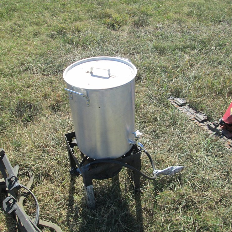 #50122 • Propane Cooker 213657 INV#50122