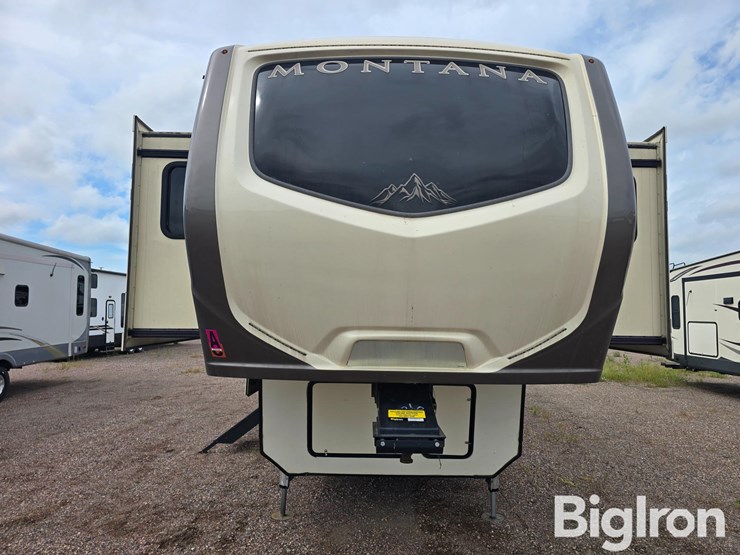 2017-keystone-montana-3730fl-5th-wheel-camper-image-2