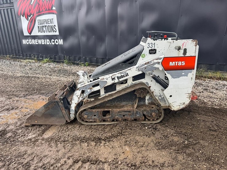 2019-bobcat-mt85-image-3