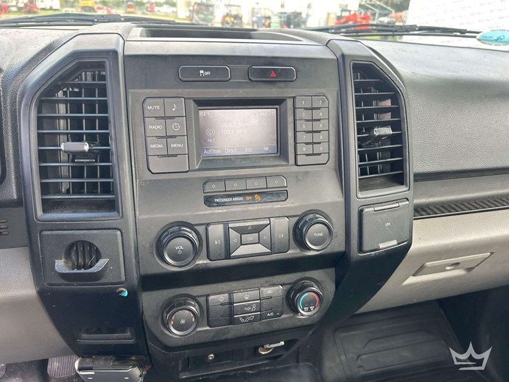 2017-ford-f150-image-18