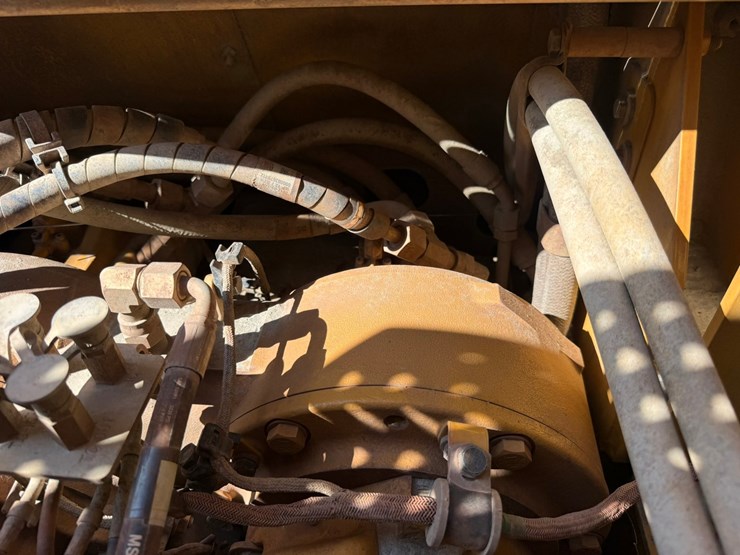 2017-caterpillar-988k-image-120