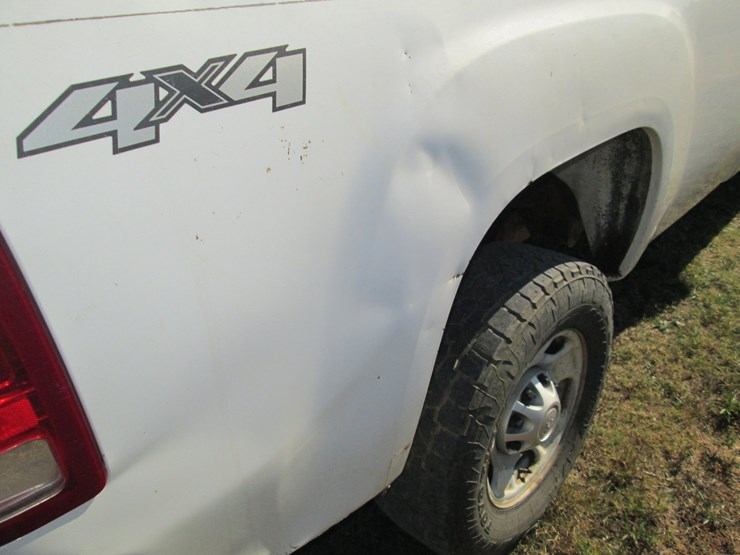 2013-gmc-2500hd-image-12