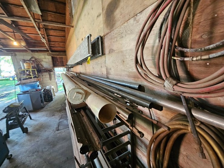 #8781-•-steel-wall-contents-image-24