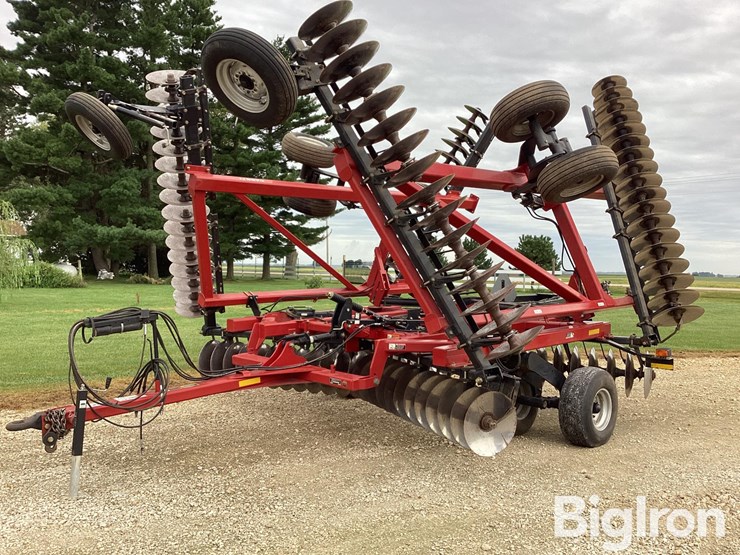 2008-case-ih-340-image-1