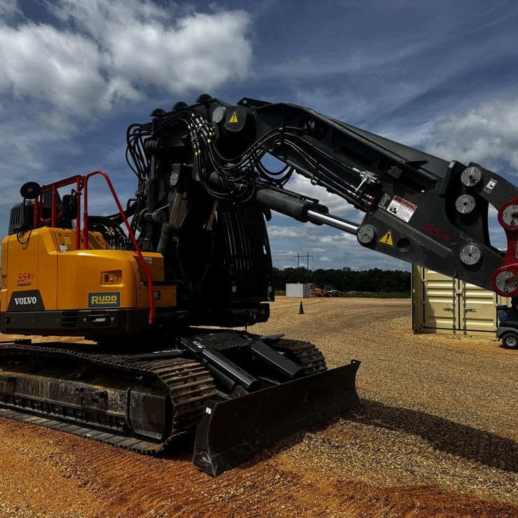 2025 VOLVO ECR235EL