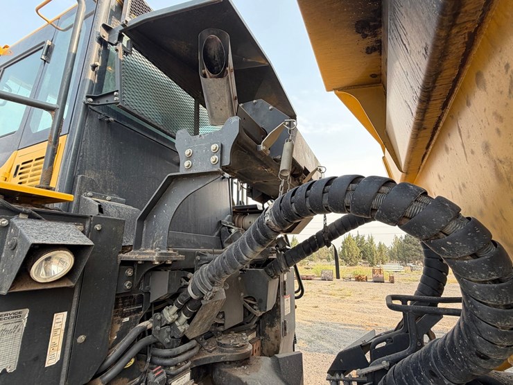 2018-komatsu-hm400-5-image-71