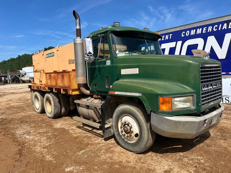 1994-mack-ch613-image-7