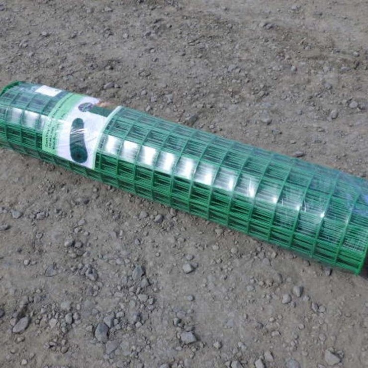Green Vinyl Coated Lawn Fence