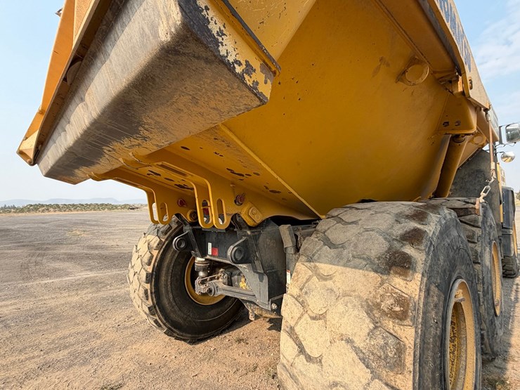 2018-komatsu-hm400-5-image-39