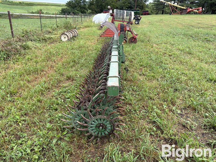 john-deere-400-image-4
