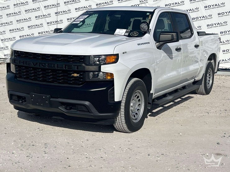 2022-chevrolet-silverado-1500-image-1