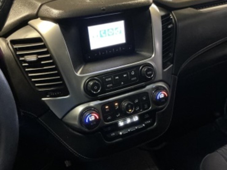 2015-chevrolet-tahoe-image-20