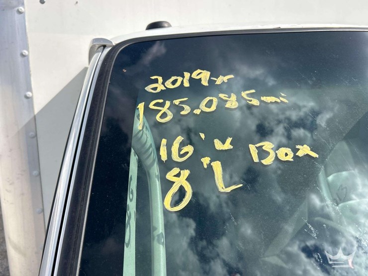 2019-ford-e350-image-27