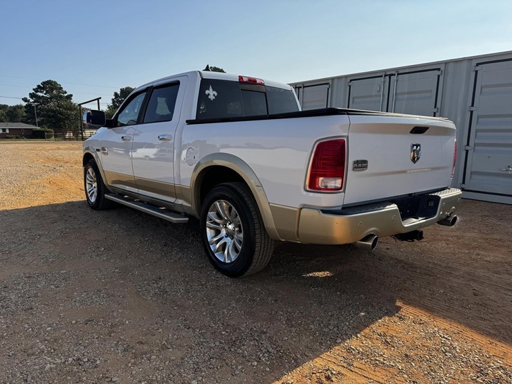 2014-dodge-1500-image-3