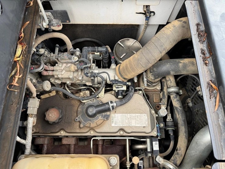 2019-bobcat-e145-image-24