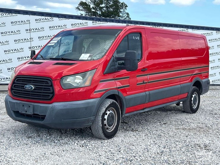 2016-ford-transit-image-1