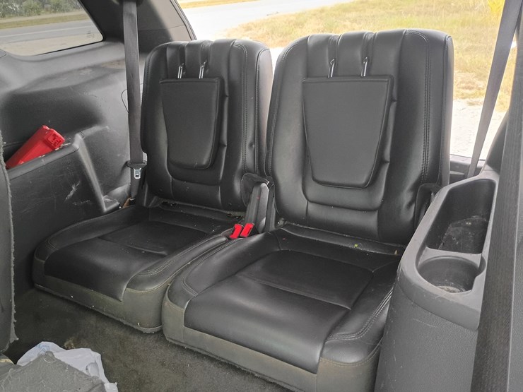 2013-ford-explorer-image-66