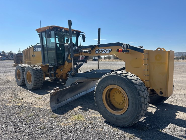 2013-deere-872gp-image-7