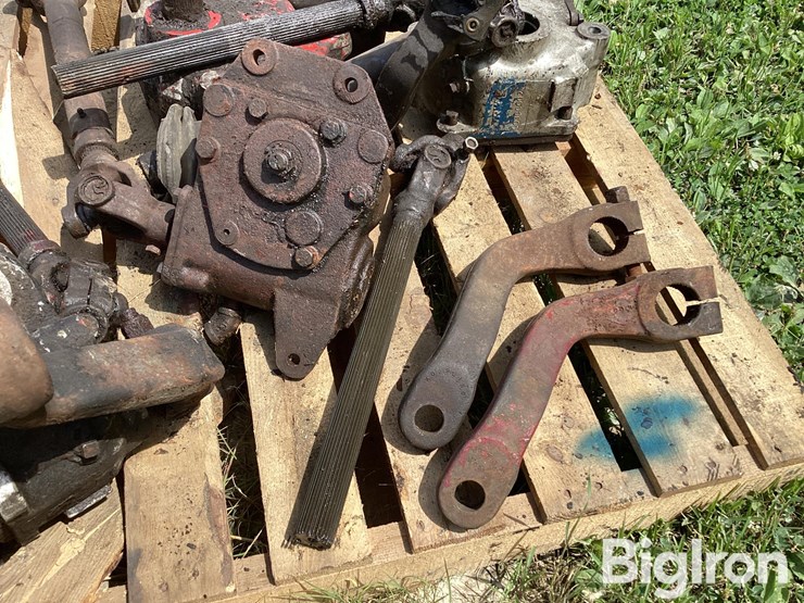 kenworth-cab-over-manual-steering-box-w/-pitman-arms-image-10